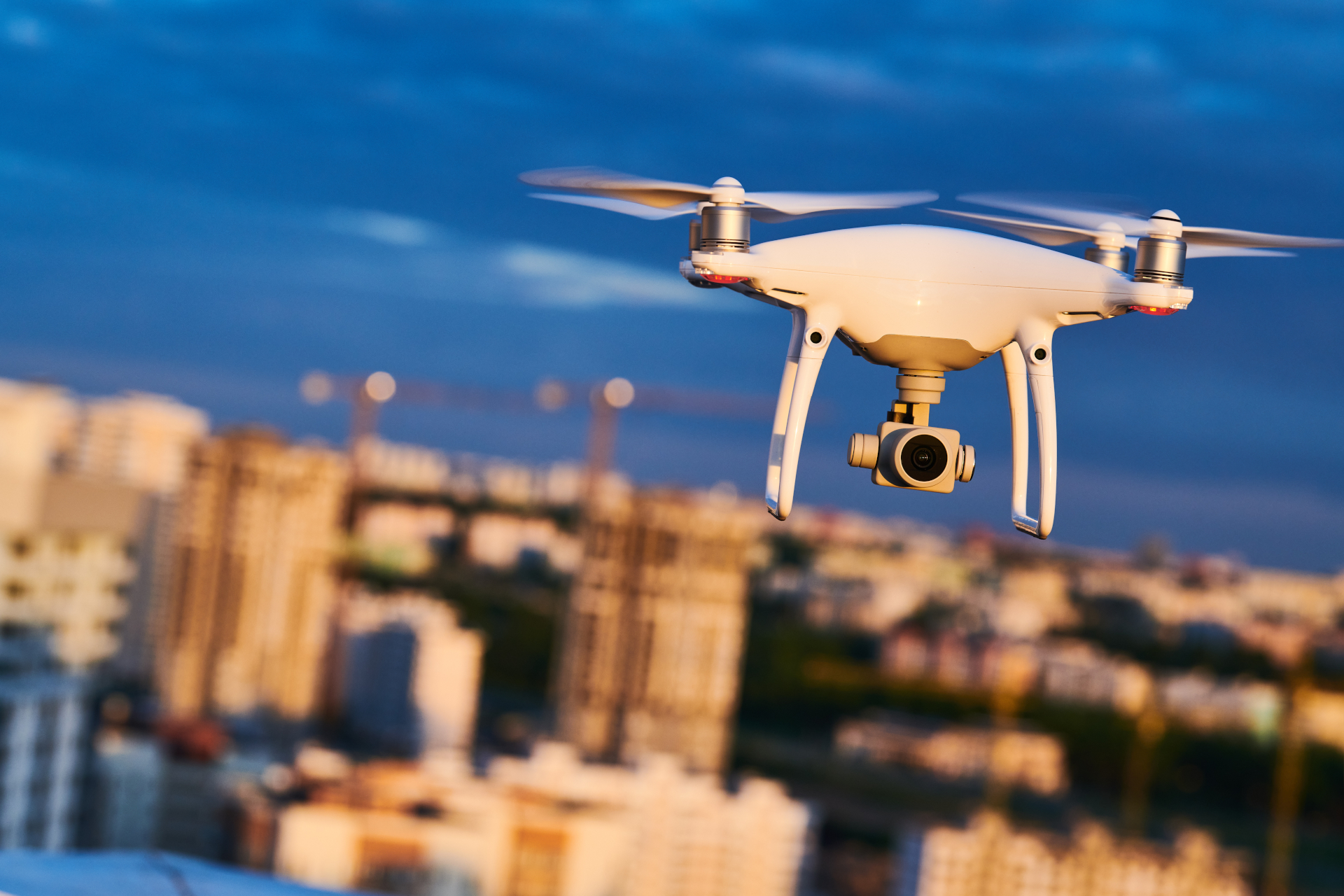Peritaje con drones en valencia bricoasistencia